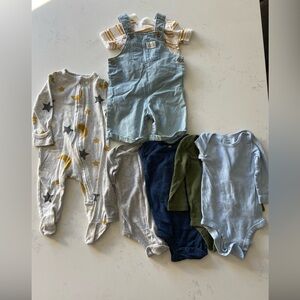 Baby Clothing Set of Onsies and Short Set